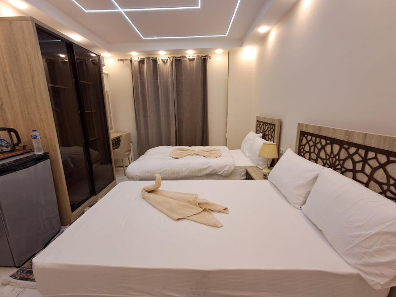 Pyramids East Inn Kafret el-Gabal 외부 사진